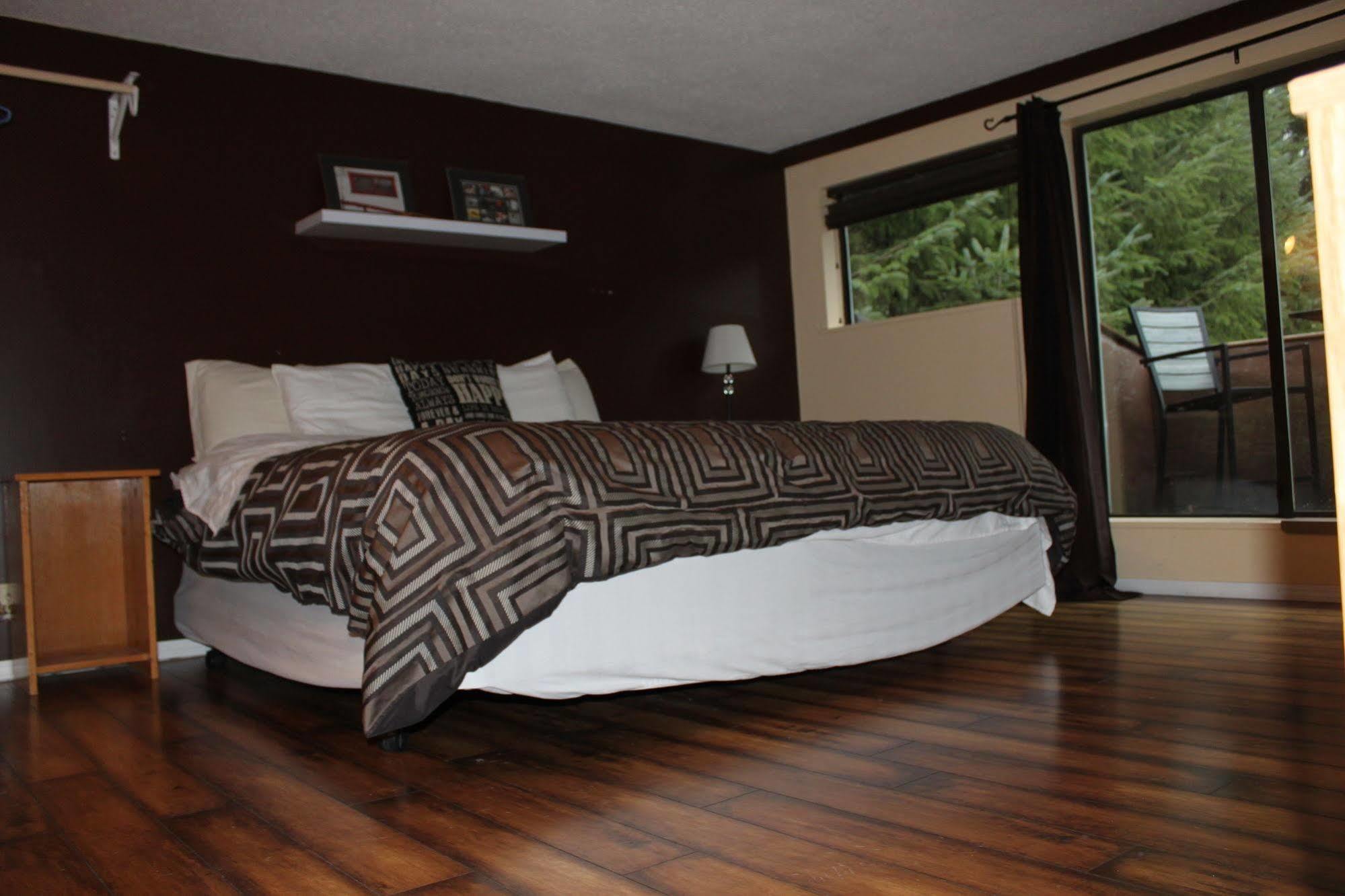 Tall Trees Bed & Breakfast Prince Rupert Exterior photo